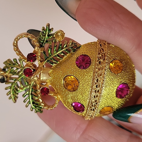 Jewelry - Jeweled Christmas Ornanent Brooch Pin With Holly